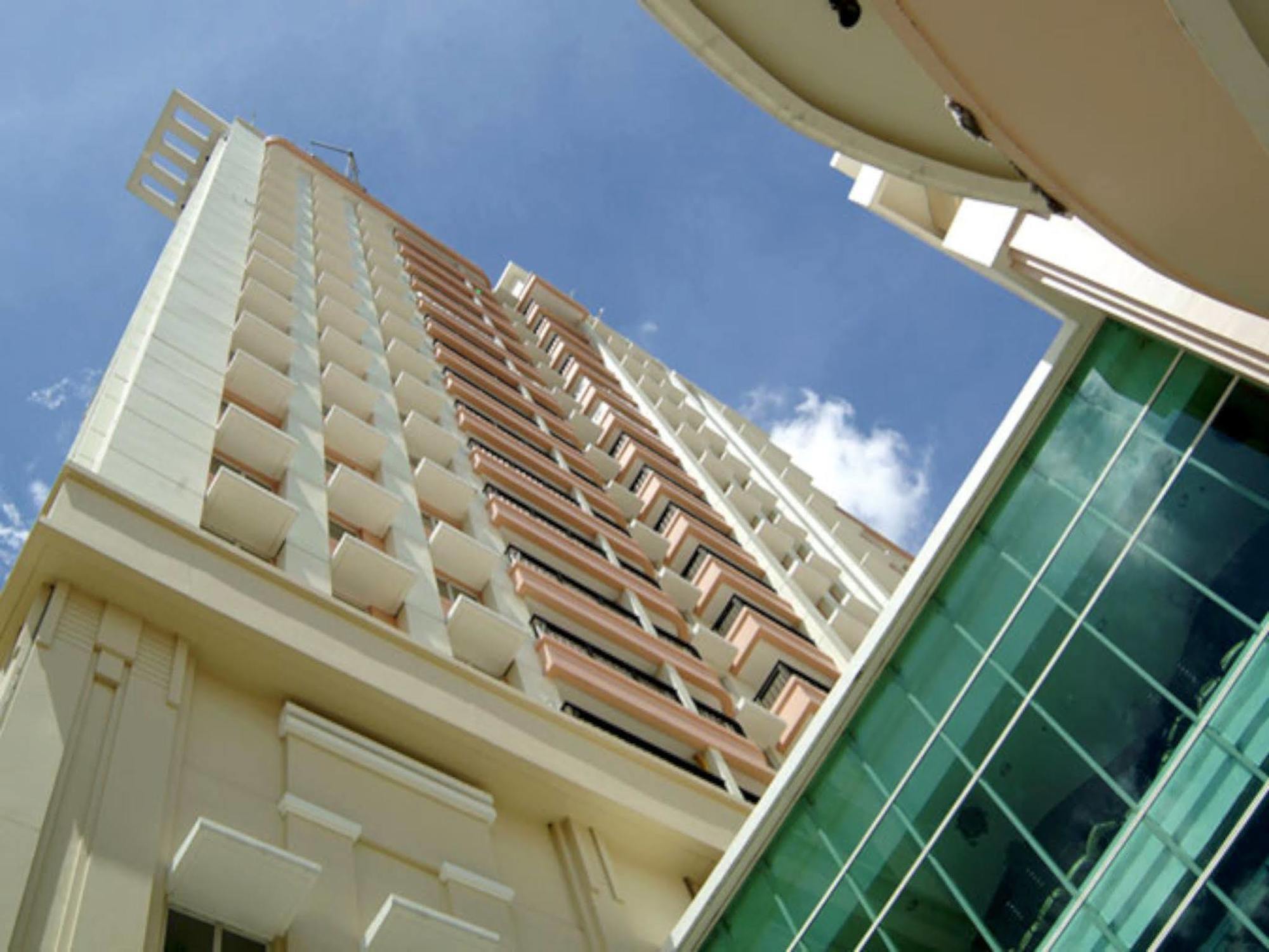 Grand Dafam Braga Hotel 4*